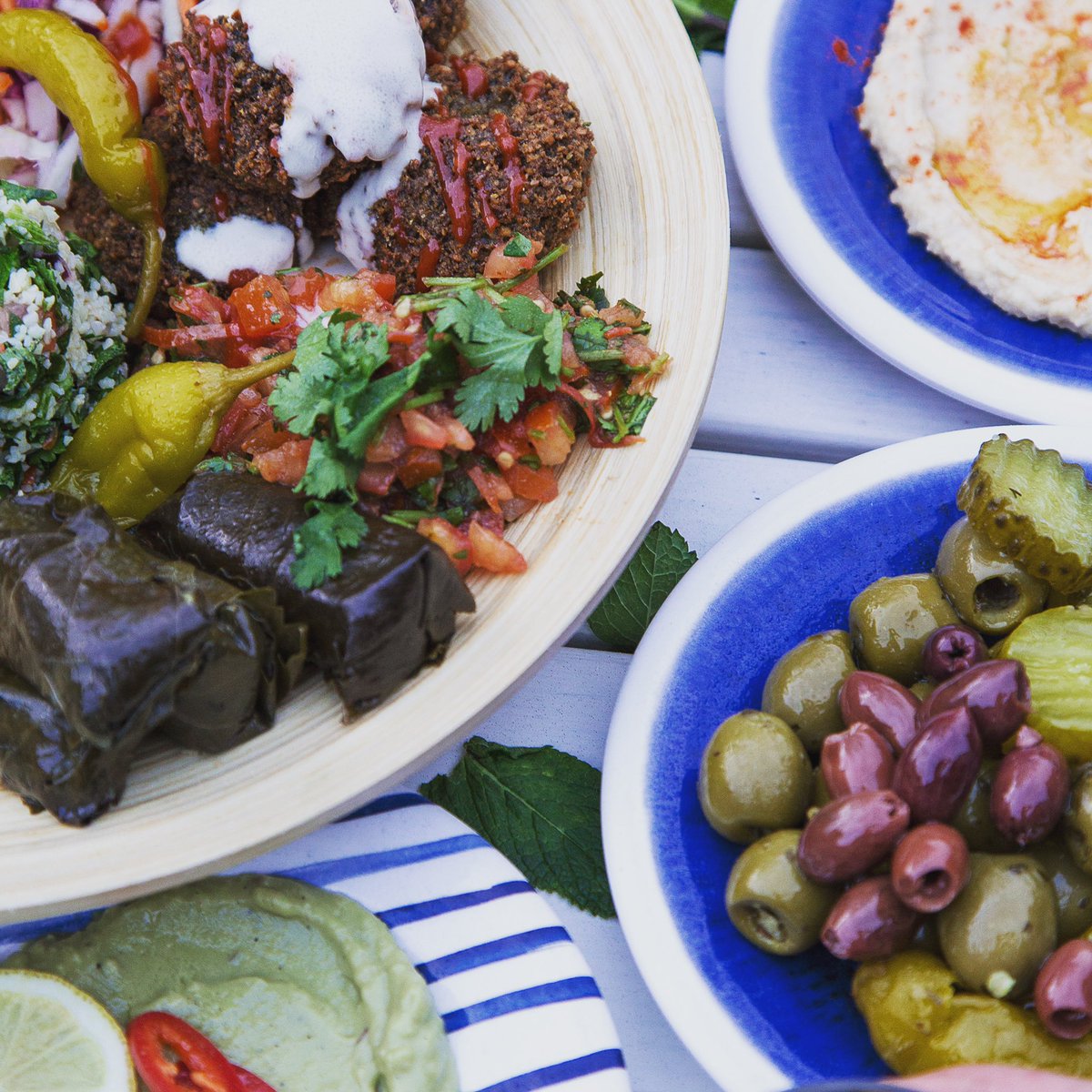 MoorishFalafel's tweet photo. We want to test the water to see who would be interested in moorish meal kits delivered to your door. We can safely prepare kits and deliver them with a no contact chain. If there’s enough interest (comment below) we can possibly start next weekend 😃 #isolationfood @NorwichLanes https://t.co/U3M62z48KD