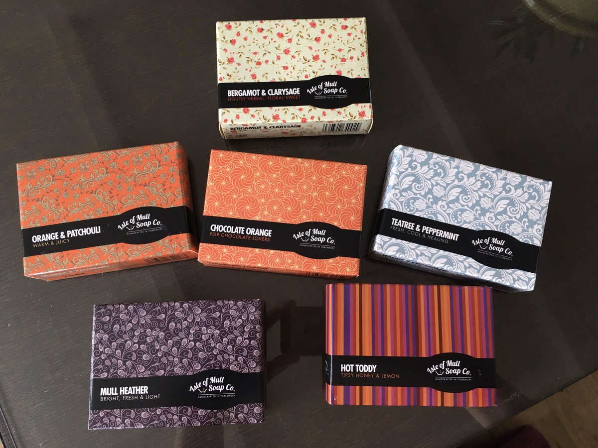 laurapicklechop's tweet photo. 🧼 If you’re running low on soap, @islemullsoap is offering free delivery right now 🚚 📦 
Beautiful handmade soaps and my delivery even came with a handwritten postcard all the way from Tobermory 🙂 highly recommend 👍🏴󠁧󠁢󠁳󠁣󠁴󠁿
#covid19 #supportsmallbusiness https://t.co/BD77wmZUq6