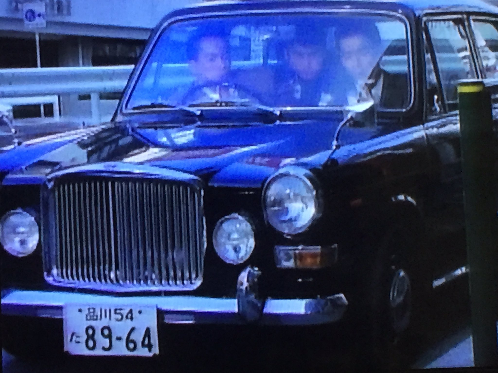 Shigoshigoon 刑事貴族2 後期の覆面車 バンデンプラス プリンセスmk Iii 1300と 代官署駐車場で並ぶ バンプラ Amp ソアラの覆面車 80クレスタの覆面車と ソアラ覆面車 Amp クレスタの覆面車 バンデンプラスは中古車情報誌で見つけ刑事コロンボの古い