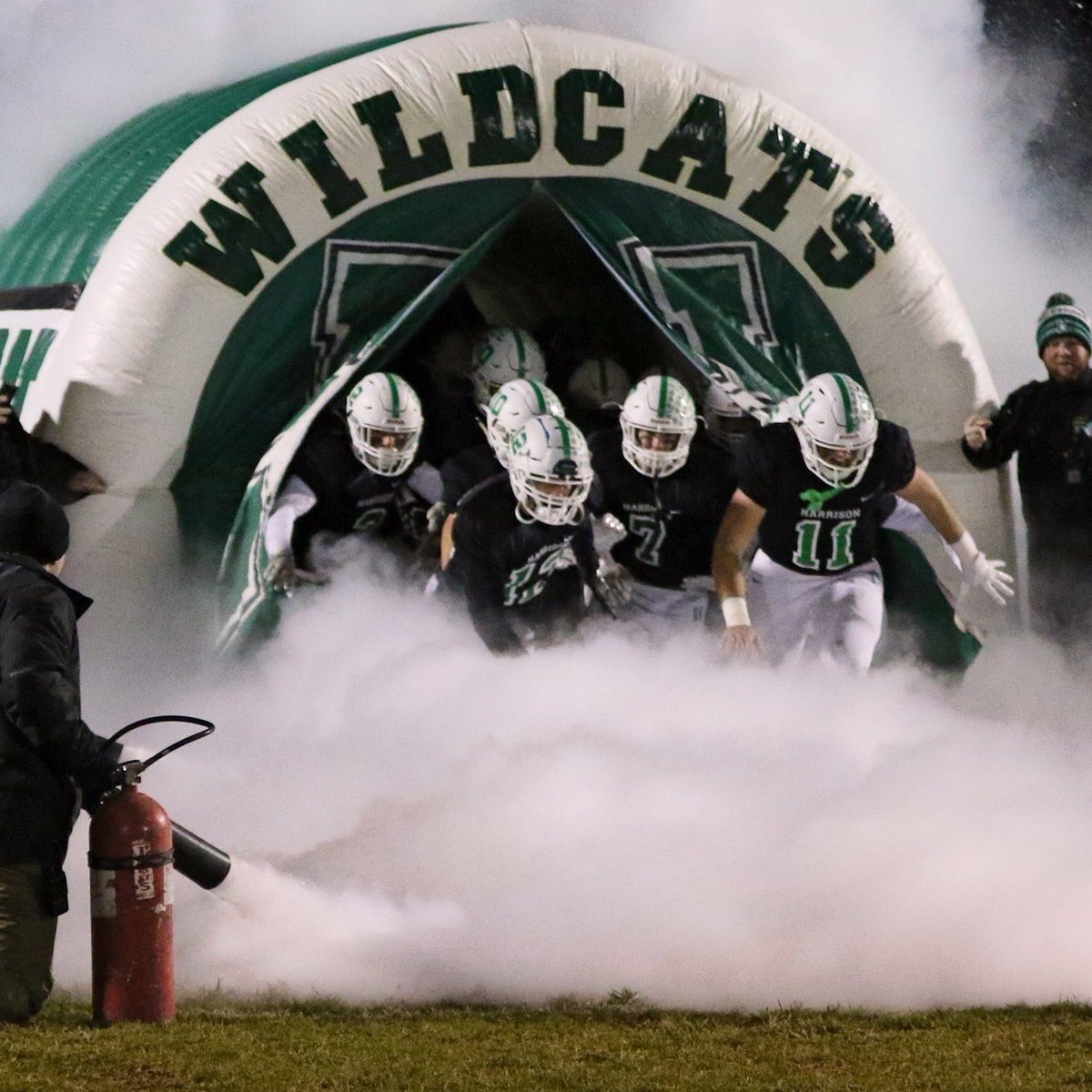Harrison Football tweet media