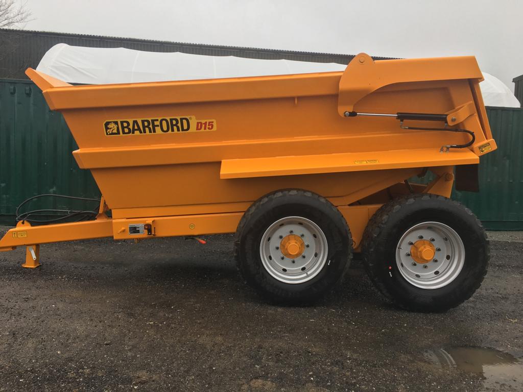 whbond's tweet photo. 2020 Barford Dump Trailer, 15T, Sprung Drawbar, Hydraulic Brakes, 8 Stud Rocking Beam Axle, Super Single Tyres & Hydraulic Tailgate. ยฃ8,950 + VAT #trailer #forsale #barford #maindealer https://t.co/NlsebTotOo