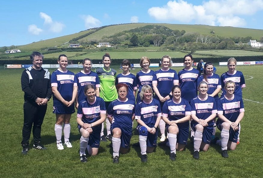 markrostock's tweet photo. If you are a football person please join the challenge of posting a football photo. Just one picture. Please copy the text in your status, post a picture and look at some great memories/pictures.
❤❤⚽️⚽️ https://t.co/aehHjntX88