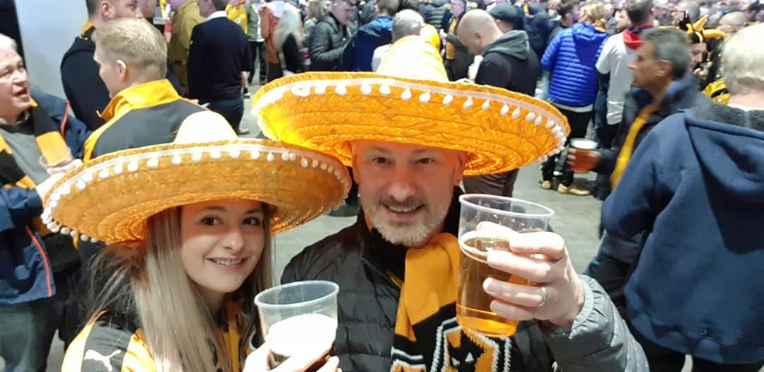 If you are a football person please join the challenge of posting a football photo. Just one picture, no description. Please copy the text in your status, post a picture and look at some great memories/pictures. Missing the football ⚽️