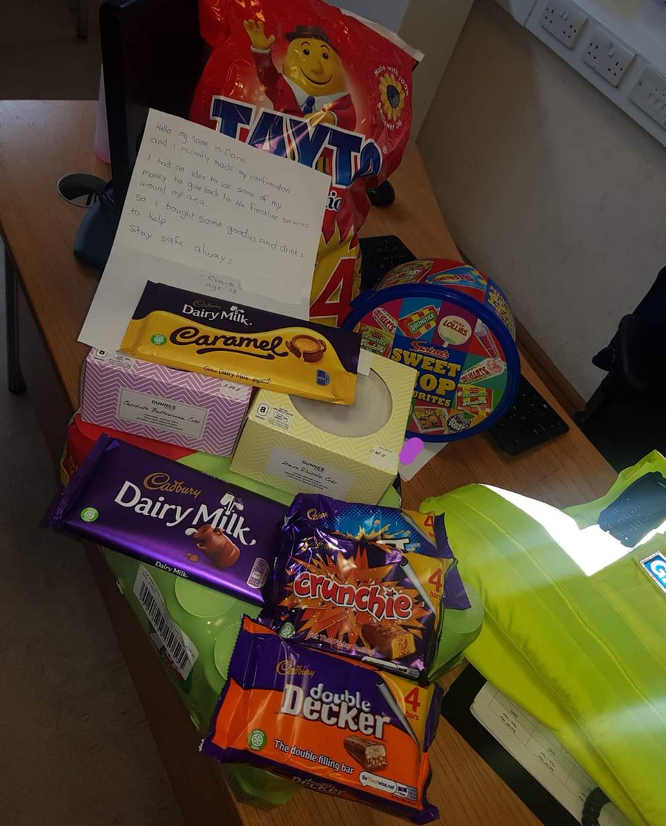 gardainfo's tweet photo. Gardaí in Finglas received a package today from a young girl living in the district. She bought the Gardaí working on the frontline some treats using her confirmation money. Thank you Ciara😊
#InsideTheK full of genuine people. Thank you all for your support. We are here to help. https://t.co/Se8uzcnbmr