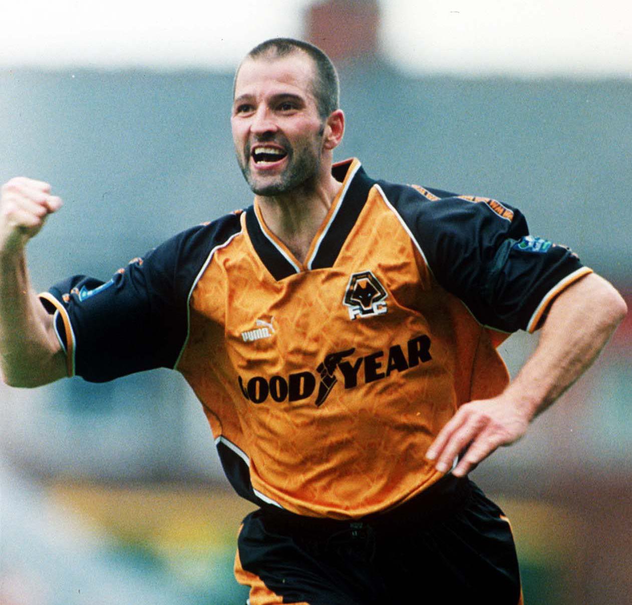 Happy 55th birthday to my idol, the goal machine Steve Bull.   