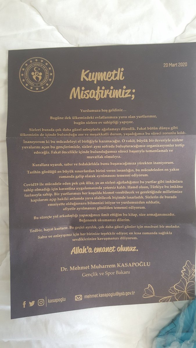 asudeyim (@yorgancc) on Twitter photo Polonya'dan dönüşümün -karantinadaki- 5.gunu.. kapıma bugun bunları bırakmışlar 😍🛍.. cok incesiniz Sayın Bakanım, hediyeniz icin cok tesekkurler.. en kısa sürede bu mücadeleyi kazanacağız Rabb'imin izniyle.. <a href="/kasapoglu/">Dr. Mehmet Kasapoğlu</a> #koronaturkiye #Korona #Sakarya Polonya'dan dönüşümün -karantinadaki- 5.gunu.. kapıma bugun bunları bırakmışlar 😍🛍.. cok incesiniz Sayın Bakanım, hediyeniz icin cok tesekkurler.. en kısa sürede bu mücadeleyi kazanacağız Rabb'imin izniyle.. <a href="/kasapoglu/">Dr. Mehmet Kasapoğlu</a> #koronaturkiye #Korona #Sakarya
