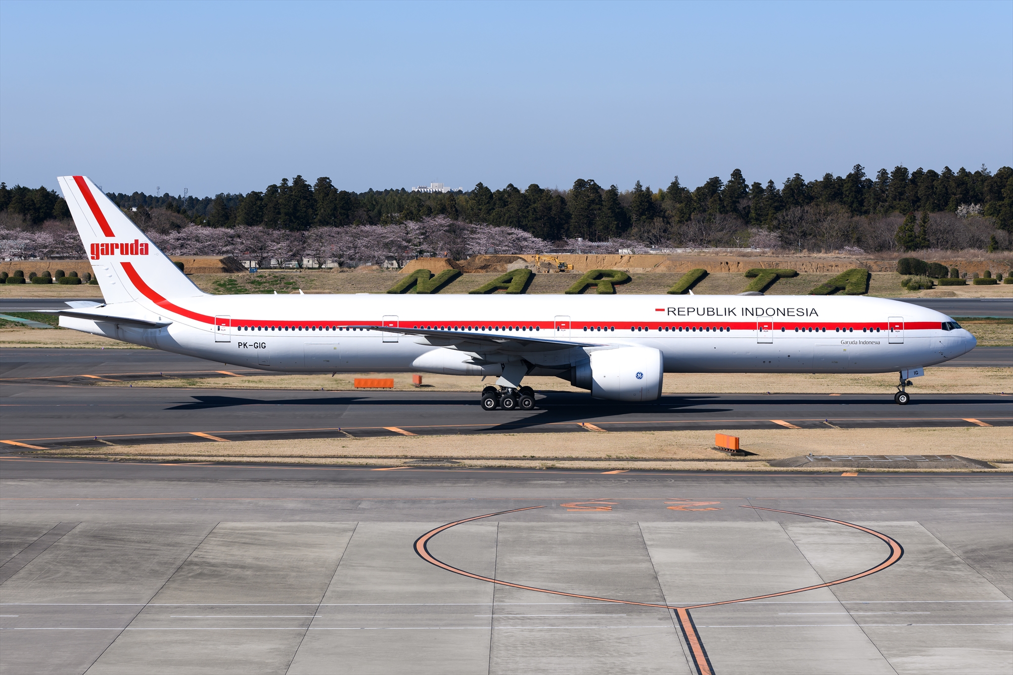 JC Wings 777-300ER ガルーダ・インドネシア航空 政府専用機塗装