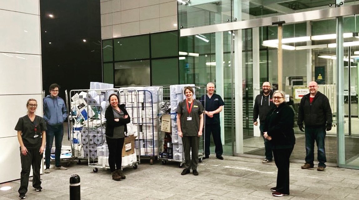 KellyD823's tweet photo. During shift last night we received an amazing delivery of essential equipment generously donated by Tommy at Armagh Industrial Bearing Supplies AIBS.  Thank you Tommy &amp; thank you to all the volunteer drivers who delivered this equipment ❤️@bealnamulla1 @BelfastTrust @rwilson2k https://t.co/HWnBBFxV4r