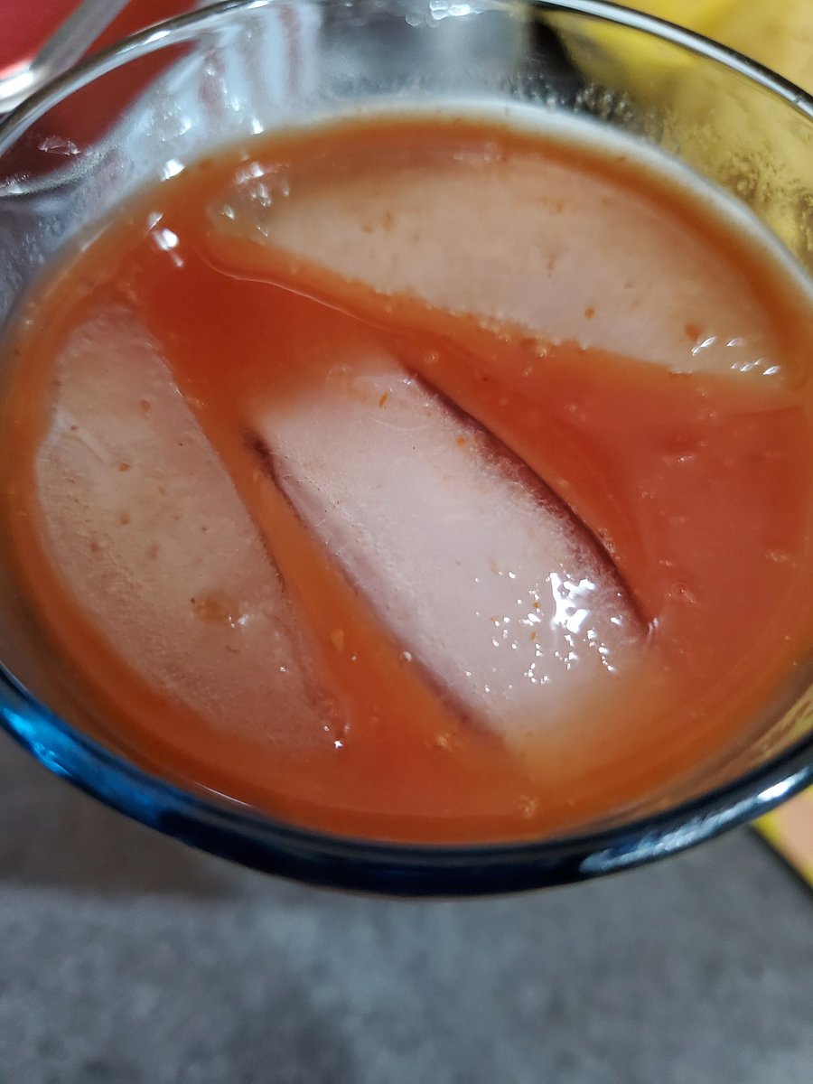 ljwalter's tweet photo. The #newnormal homemade #bloodymary at 8:30 am #thankyoutitos https://t.co/tEzLAffxUA