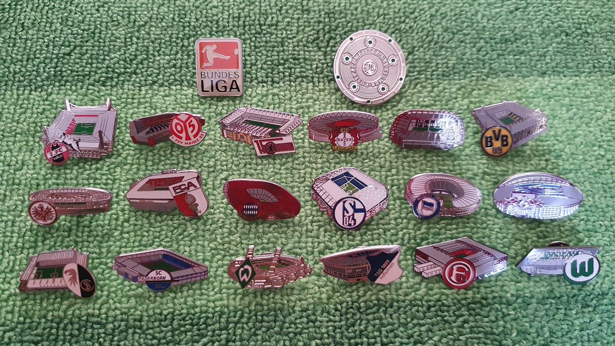 German stadium badges. Bundesliga, Bundesliga 2 (Missing Regensburg & Wiesbaden) and mixture of 3/4 league teams