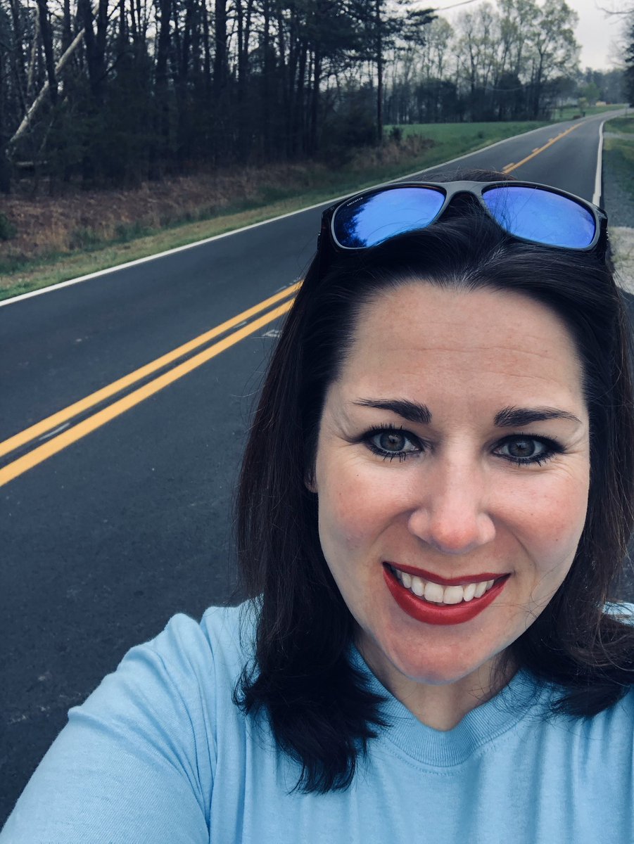 tech4tinies's tweet image. I was supposed to participate in the JDRF1 Triad walk today with our school nurse to show support for one of my students with type 1 diabetes. The walk may have been cancelled but we’re still walking to show our support! #forV #diabetesawareness #ManyForOneWalk #JDRFOneWalk