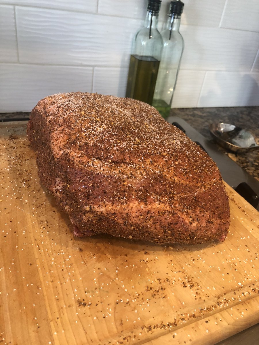 KetchmarkWCPO's tweet photo. As Sir Mix-A-Lot would say...
“I like big butts and I cannot lie”
#quarantinehumor #losingourminds #twoweeksdown https://t.co/7pThjzeLLy