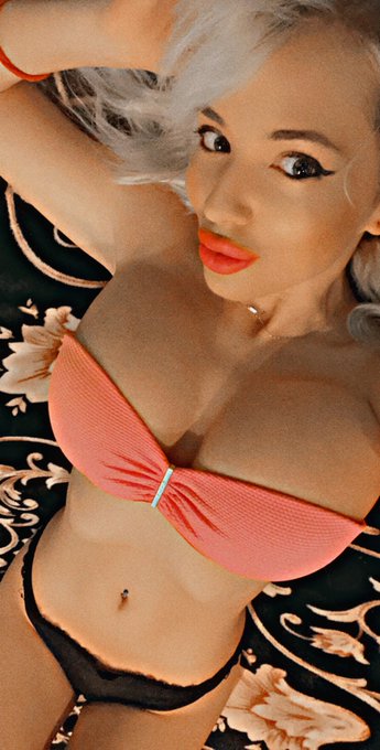 Hey I'm online now @ https://t.co/Q8ALrmLoVY  https://t.co/jTB2nNud15  @thesexpedition  @MiVida_Secreta<a href="/tag/discounts"class="tags"><span>#discounts</span></a>