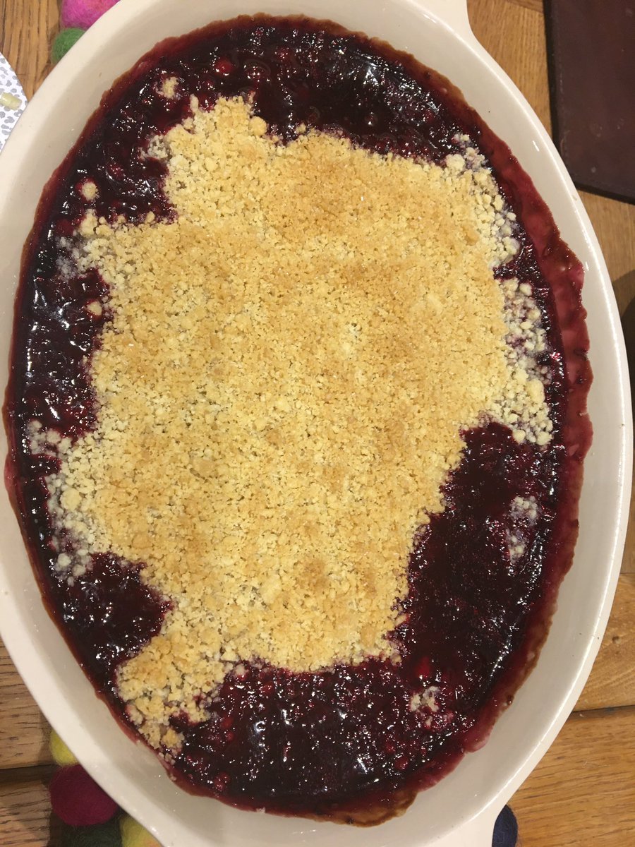 When elected, I vowed to look after residents. Turns out its a 2-way thing. Looking after each other. While I ring residents &amp; help with food deliveries. Our community feeds me. Soup &amp; stew with veg from <a href="/WasteNotProject/">Waste Not Want Not Battersea</a> &amp; <a href="/DoddGarden/">Doddington and Rollo Community Roof Garden</a> Pudding from @stgeorgeprimary Tx U Guys! ❤️