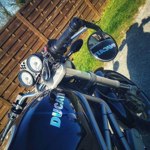 JerryTheBikeLo1's tweet photo. " Enjoy The Sunny Day " 

#bikelife #Ducati https://t.co/SCzzMCGmer