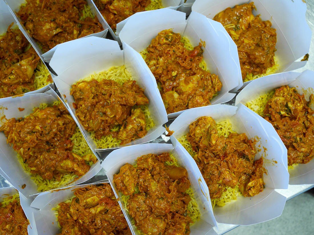 curryleafcaff's tweet photo. Big love to everyone who’s used our new Curry Leaf Cafe at Home service this week - you helped us feed 30 amazing #NHSheroes at the Royal Alexandra Children’s Hospital today. Warm glows all round 😊❤️🙏🏽 #loveourNHS #curryleafcafeathome https://t.co/OxsO8t1rvQ https://t.co/vMf7oPVEyJ