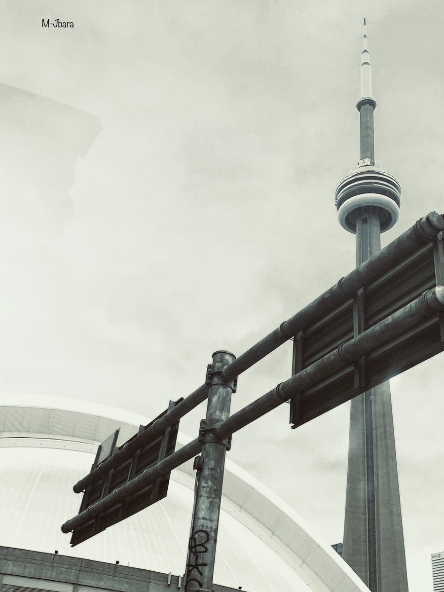 MaythamJbara's tweet photo. #Toronto https://t.co/xPpY4EfAZY