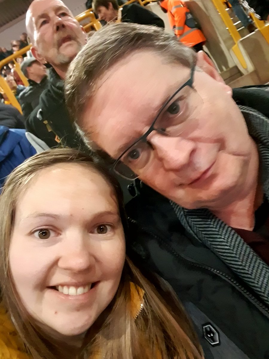 If you are a football person please join the challenge of posting a football photo. Just one picture, no description. Please copy the text in your status, post a picture and look at some great memories/pictures. Missing football so very much !!!! 🖤🧡