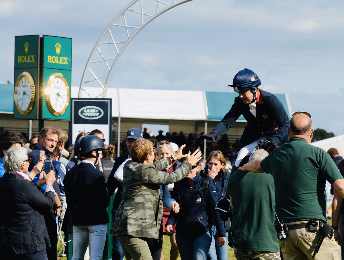 Don’t forget to change your clocks tonight ⏰  
We are all quite pleased to lose an hour this weekend and leap into British Summertime! 😃 

<a href="/ROLEX/">ROLEX</a> #BritishSummertime