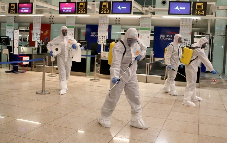 CienciaDelCope's tweet photo. #Covid_19: Nuevo récord en España de fallecimientos por coronavirus en un solo día: 832 personas. La cifra de muertos se sitúa en 5.694 y la de contagiados en 72.248. Hay 40.630 hospitalizados y se han curado 12.285. https://t.co/Ds3VnWaelL