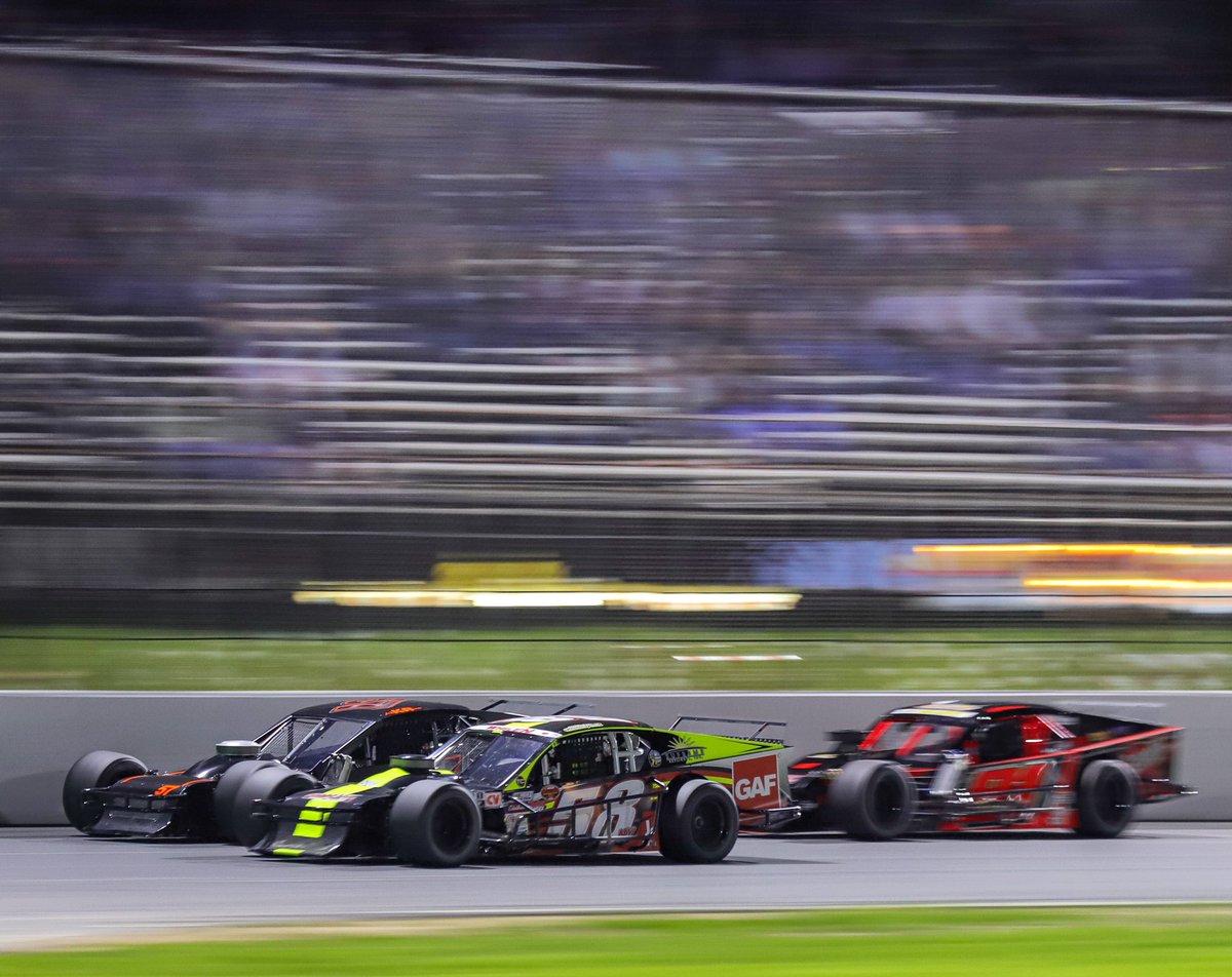 StaffordSpeedwy's tweet photo. Back to our previously scheduled programming. Real race cars π―
πΈ Mike Petrucci
#Mods #racer #racelife #autoracing #auto #cars #staffordspeedway #openmods #autos #race #nascar #carbuilds #daytona500 #napaspringsizzler #springsizzler #sizzlerprbust #autoracing https://t.co/pythYiDGJJ