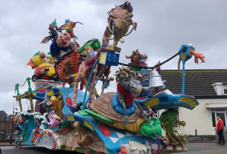 carnavalmarkt's tweet photo. Maak van uw nieuwe #carnavalswagen een drukke beestenboel! Deze losse onderdelen staan nu te koop op #carnavalmarkt! #carnaval2020 #carnaval2021 

https://t.co/zXoxXu4iMt https://t.co/LbhI0BJQ6b