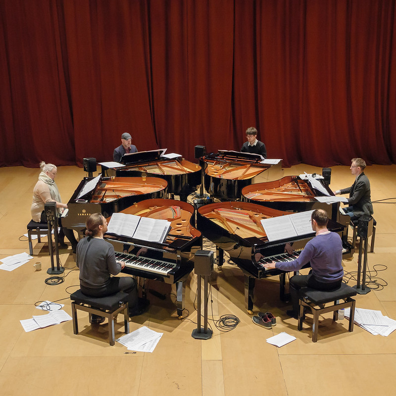 Happy #PianoDay! 🎹

Here is a memory of Piano Circus working on Steve Reich's composition for Six Pianos whilst on Snape Residency in 2018. 
youtube.com/watch?v=CWglnP…