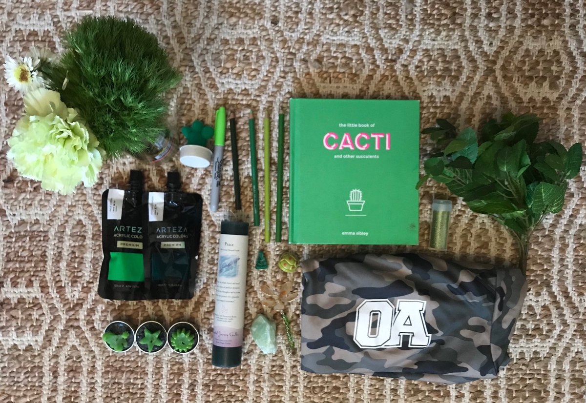 Red and green student contributions to the #monochromatic #foundobjectchallenge 
❤️💚
<a href="/ArtWithMrsSH/">Mrs. Sapienza Hunt</a> 
#creativityathome #wedigeps #wedigepsart