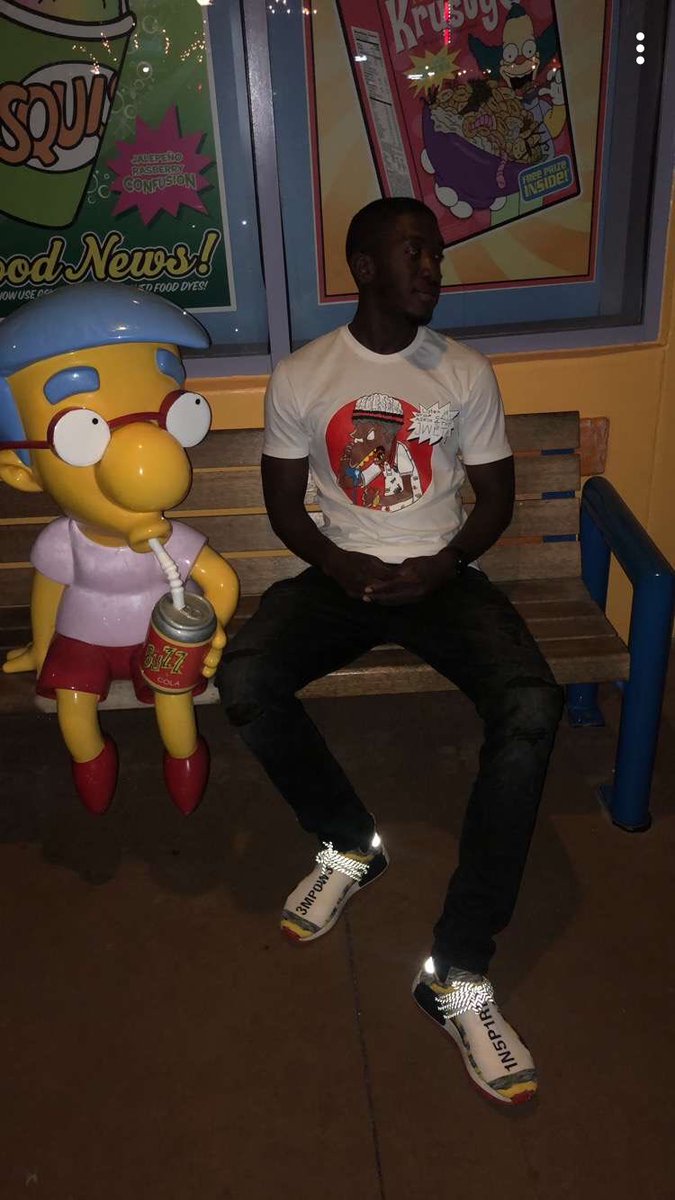 BrazyBe's tweet image. I’m giving out Z.E.T awards  , add uo pic in the thread get u one 🖼 , taking 3 more ppl get at me 😬