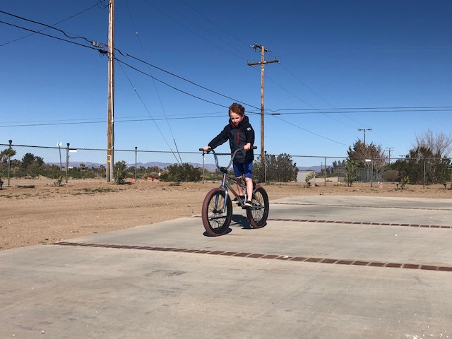AVIDCoyotes's tweet photo. Michael and Mayson wanted  living #HealthySnowline #PinonHillsLovesYourFace #Vision2BActive #AVIDCoyotesPersevere #WeAreSnowline https://t.co/BwvEjj7mBN