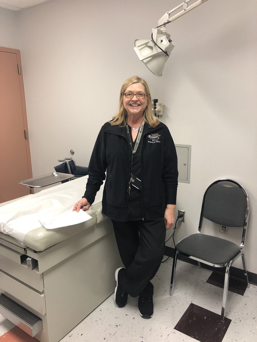SCSOCoordLDean's tweet photo. Today was a bittersweet day as we say farewell to Kathy Roehrig, RN, Medical Unit Sup &amp; Linda Perez, RN have been @ the JJC for 15 &amp; 16 years respectively. We thank Kathy &amp; Linda for their years of service @SarpySheriff &amp; wish them well in their retirement! We will miss you both! https://t.co/BiOSqaM6au