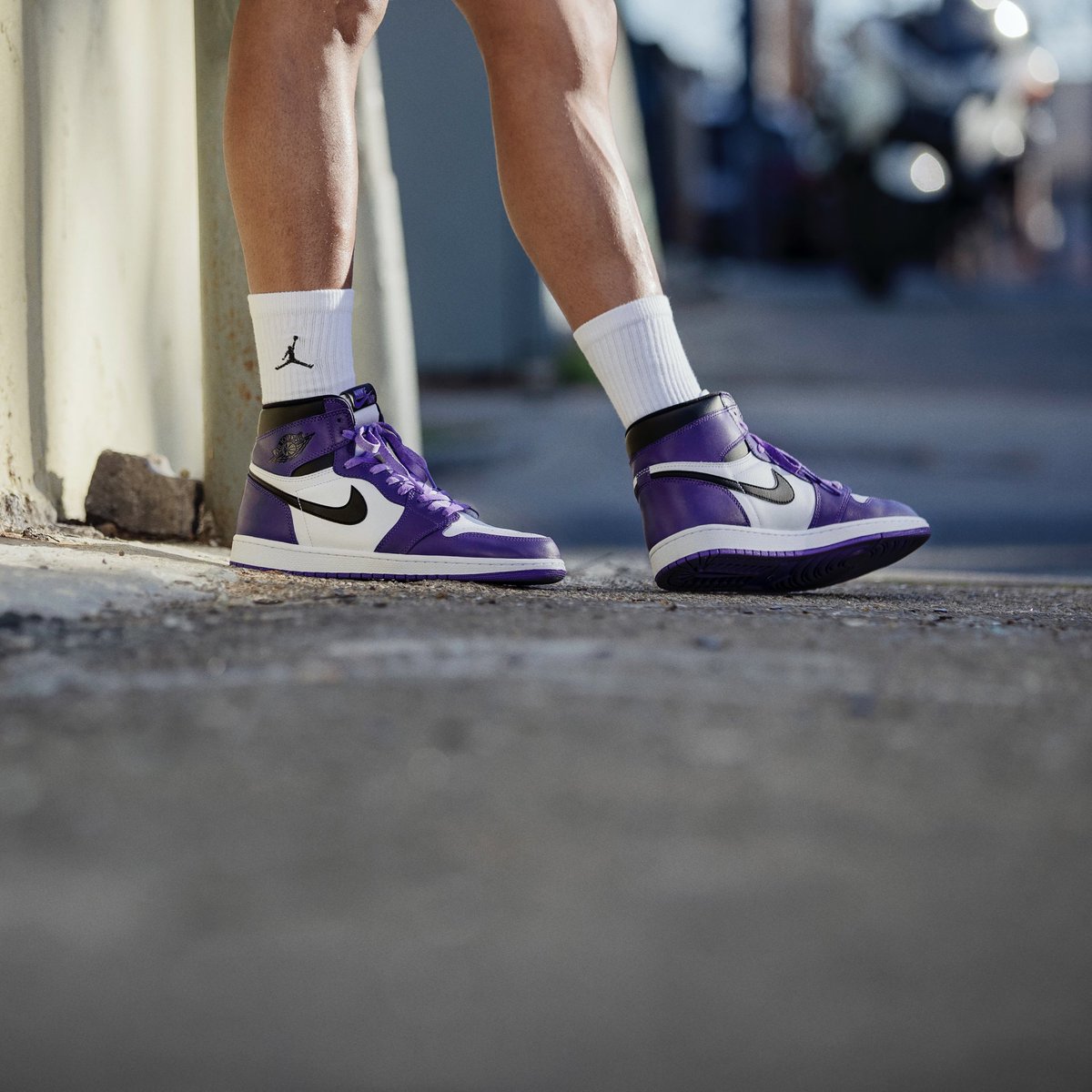 jordan 4 court purple on feet