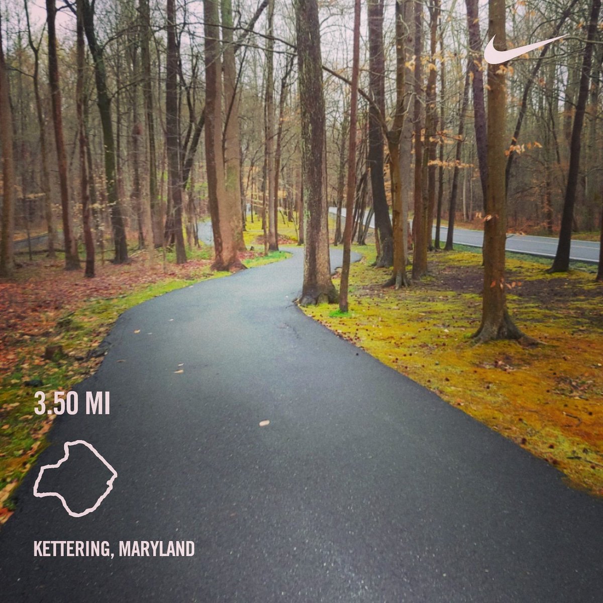 Rockin' intervals in between the rain. Some how we managed to get in the Saturday morning miles at the perfect time. Now it can rain all weekend for all I care. Nature is great for helping your wellness during this  #COVID19 mess. Plenty of space for  #SocialDistancing