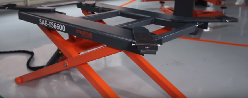 Do you want to know about the types of car lifts? 🚗🚘🚗
Check It Out! 👉 homieholds.com/types-of-car-l…
#car 
#carlifts 
#types 
#follow 
#followme 
#followback 
#follobackforfolloback 
#follo4folloback 
#tools 
#garage 
#homegarage 
#homieholds 
#smarthome 
#homegadget