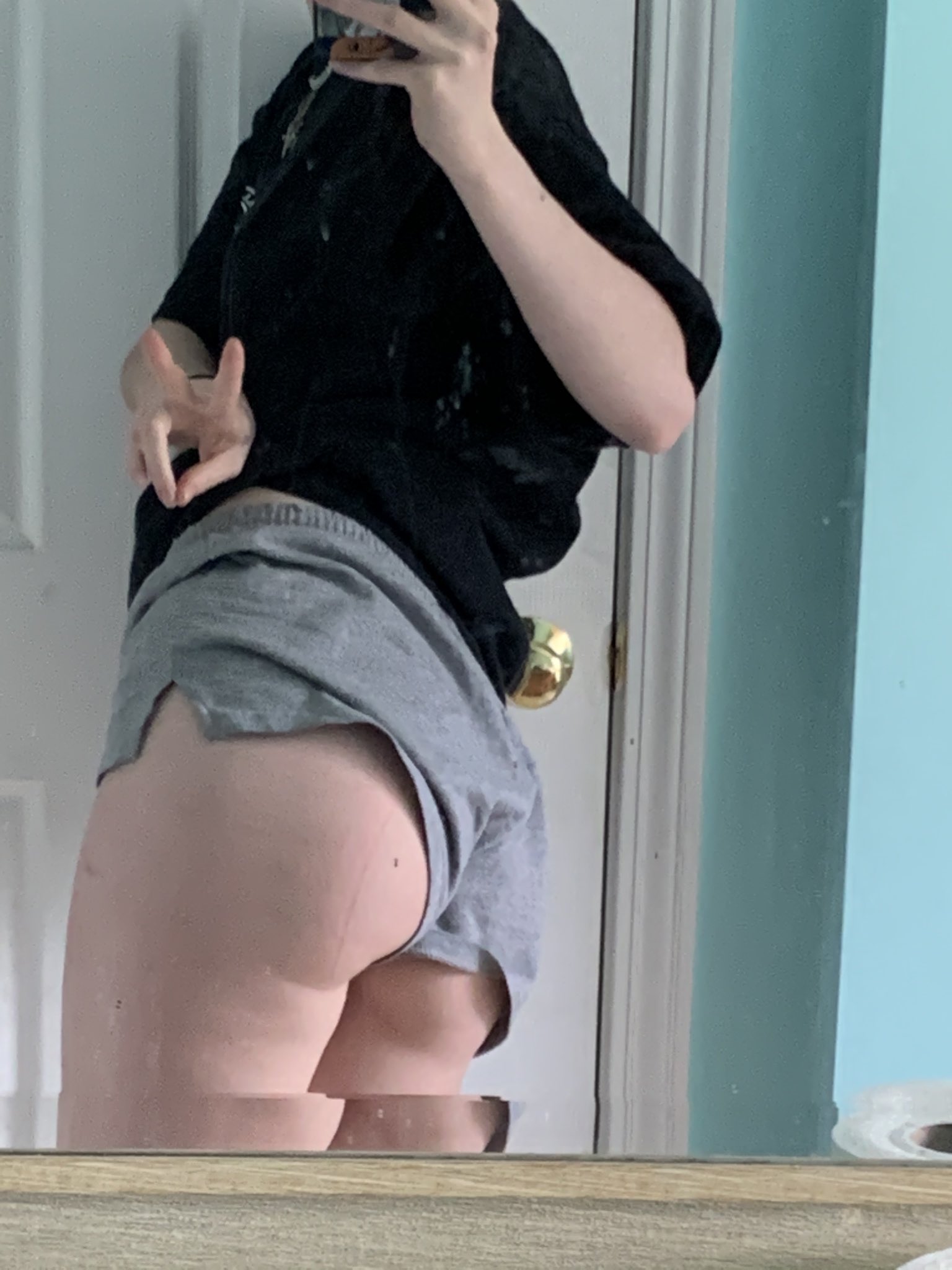 hickey! on X: imagine being quarantined with me, all i do is play animal  crossing, shoot porn, smoke a disgusting amount of weed, and sleep  t.coZTLbmqwLXf  X