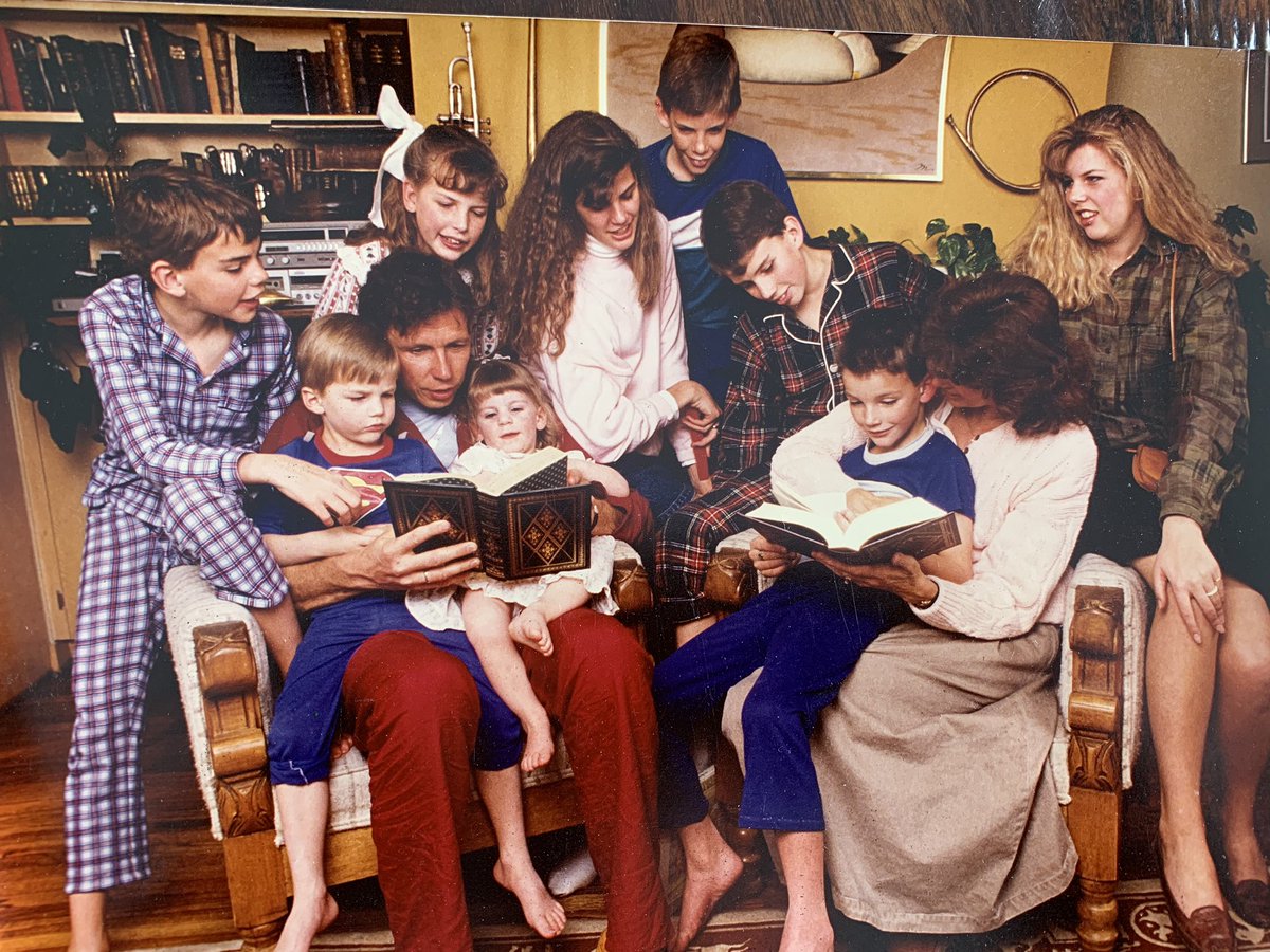 richardeyre's tweet photo. Books are good--then, and especially now!  #Isolationreflection https://t.co/PasxDeY2Do