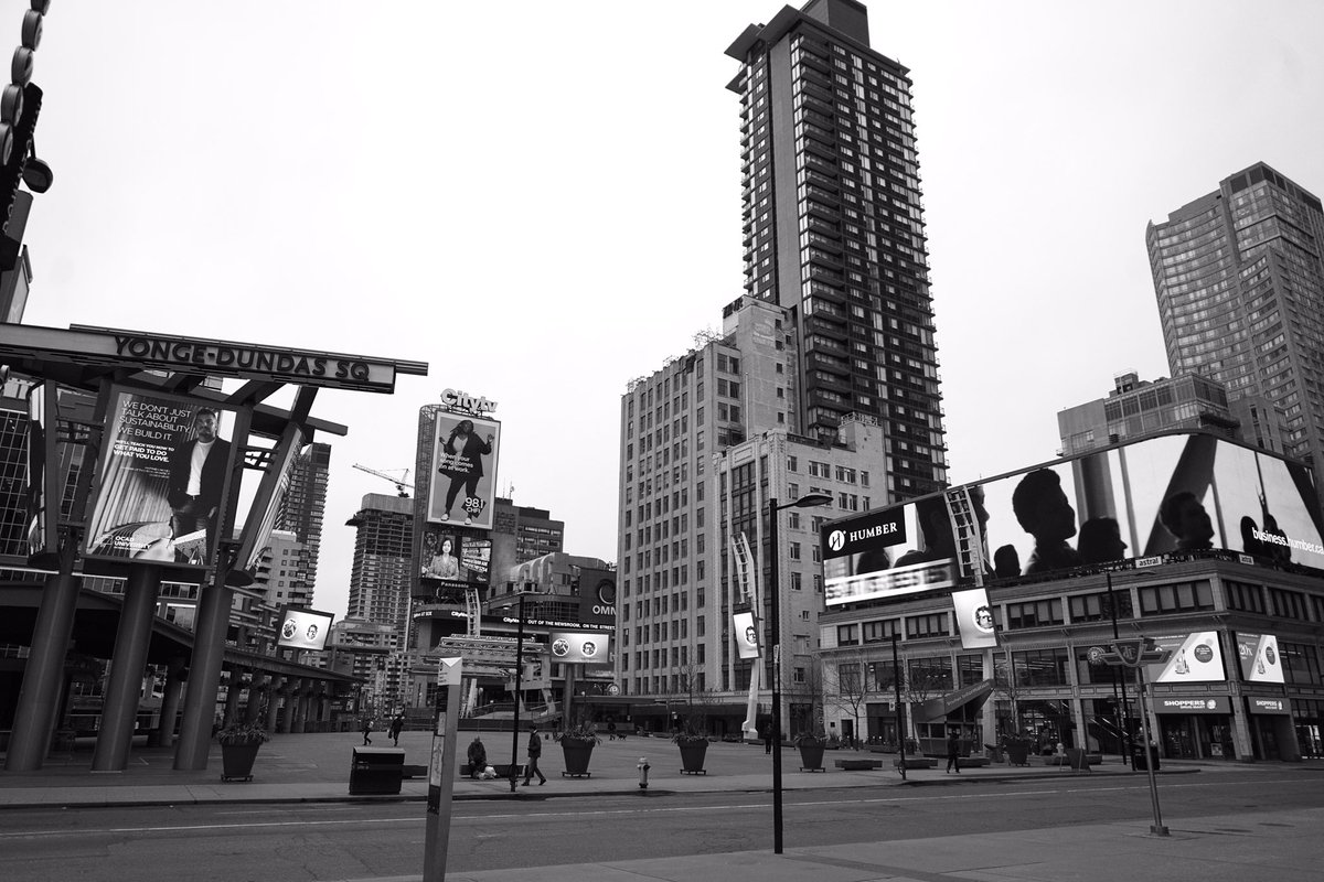 ycbeau's tweet photo. #HyperConsumerism is taking a pause in #Toronto. We can reflect on what is truly #essential for our #Wellbeing and #thriving. And what we feel is essential, can then shape the purpose of the next version of our economy. @WEAll_Alliance @DavidSuzukiFDN #BeyondGDP #COVID19 https://t.co/zaVy39OdEM