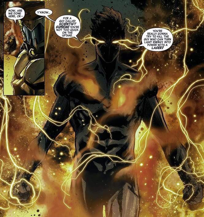 (Un peu de sérieux tout de même) Solar dit être le mutant le plus puissant du monde (il est quand même alimenter par le soleil donc possible) ancien leader de 3 formations d’Avengers, Rocket lui est marié à Smasher ancienne Avenger aussi et membre de la garde impériale Shi’Ar