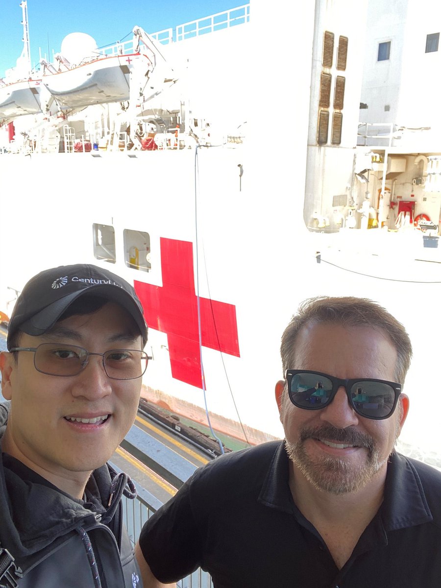 MelissaHMann's tweet photo. When the #USNSMercy arrived @PortofLA yesterday, @CenturyLink was there to provide the connectivity. We have employees working tirelessly to meet the evolving needs of our customers and ensure they can stay connected. #EverydayHeroes https://t.co/1yZdvgtO8e https://t.co/UlWgAP7HI6