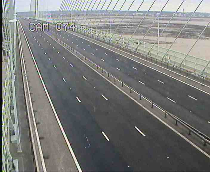 TrafficWalesS's tweet photo. The images below show a currently deserted M4 and M48.

Traffic Officers are still monitoring the network and Police checkpoints are in place, so please be aware you will be stopped and fined if your journey is not essential. https://t.co/ePgEw6mmSo