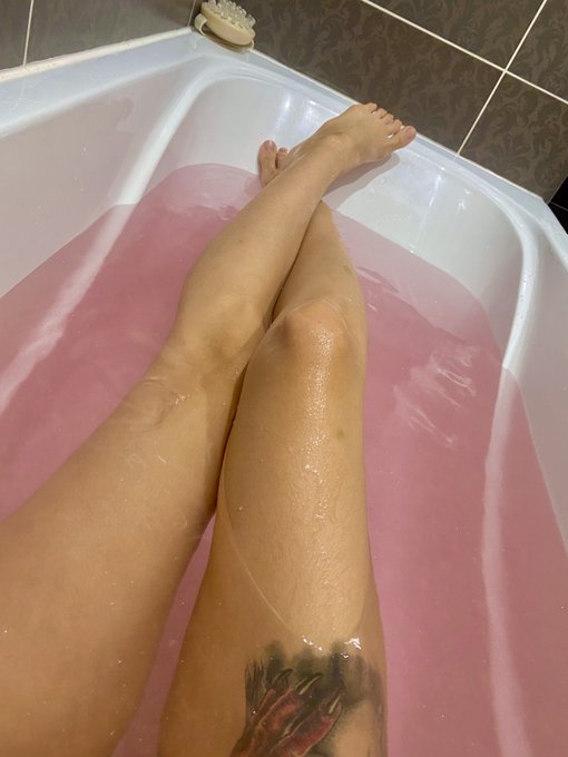 Final anal video!) https://t.co/3LXm1nD8RU