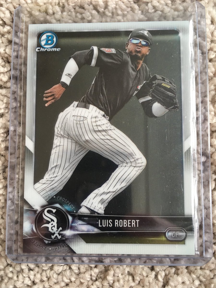 2MinsForHockey's tweet photo. Luis Robert Chrome $10 https://t.co/vrkPR7tNgZ