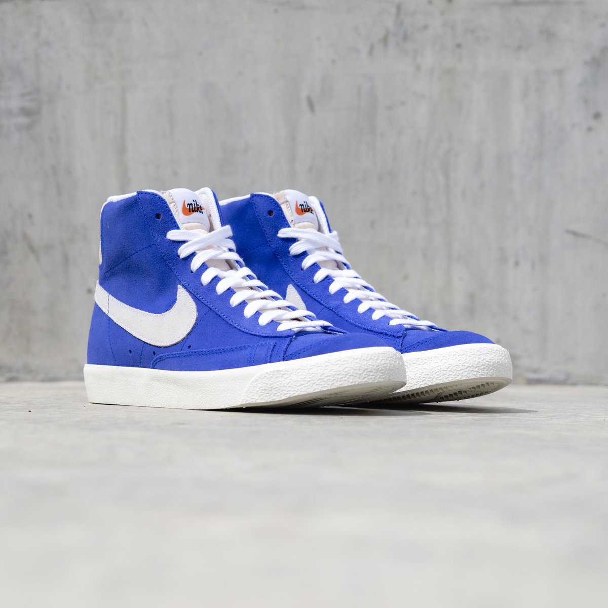 nike blazer 28