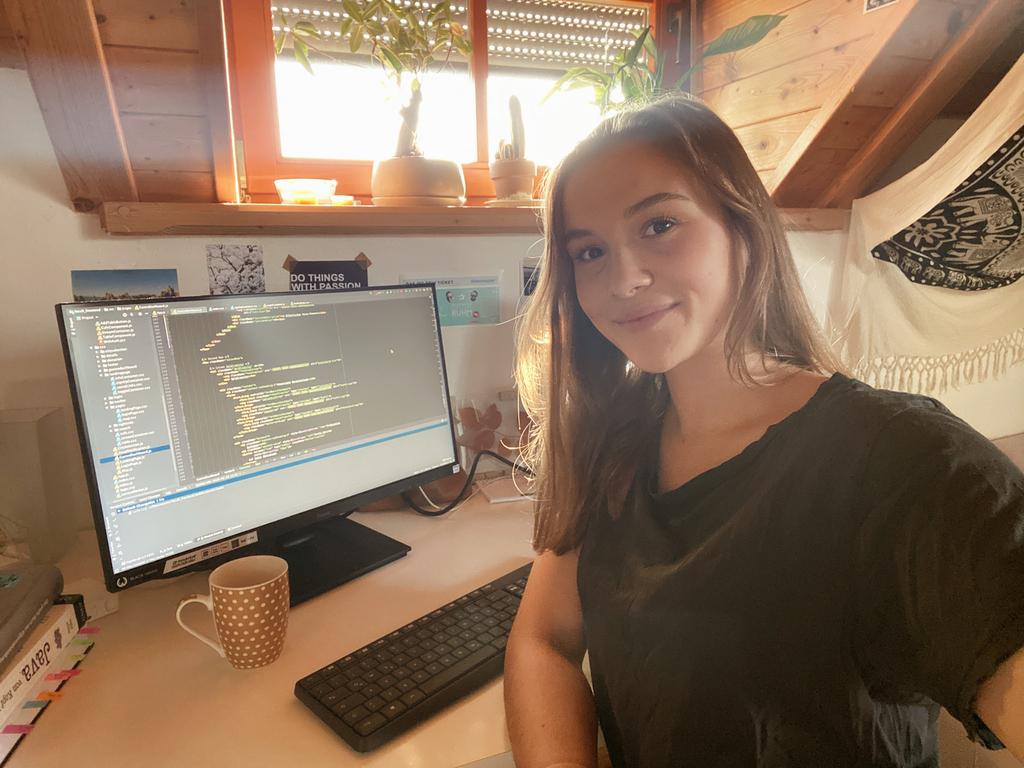 LoCall_map's tweet photo. Falls ihr euch gewundert habt, wie es so im Backoffice bei uns ausschaut. Ob es auch so schön und ordentlich ist, wenn kein Foto gemacht wird?
#StayAtHome #Supportyourlocals #COVID19 #SocialDistancing #CodeVsCOVID19 #BuildforCOVID19 https://t.co/178m1KciTu
