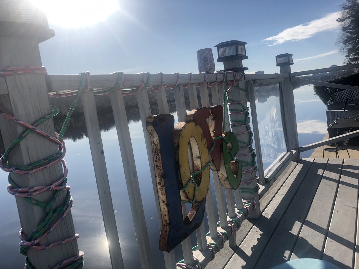 Keep feeling the love.