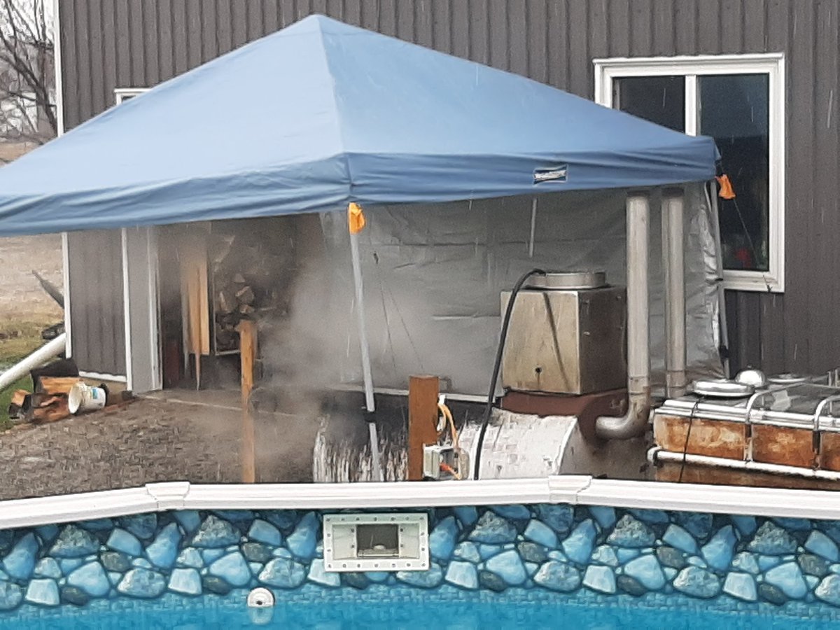 RyanLink11's tweet photo. In the confines of #mybackyard #boil20day25 in the rain. #boil20 all done. Decent year considering not #greatwinter. https://t.co/RiMk6Z1LdK