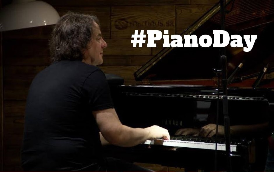 K_Kobylinski's tweet photo. #PianoDay , today - 88 day of the year, 88 instrument keys. Good sounds for everyone. https://t.co/tDuJZSflmJ