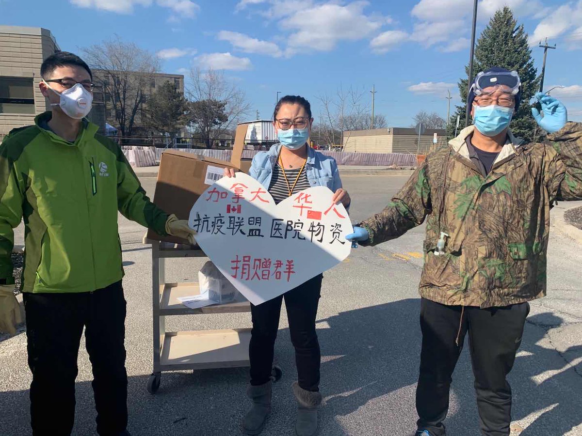 caro4ontario's tweet photo. #COVID19  #PPEforDoctors #PPEshortage #PPE #Canada  
Canadians helping Canadians!🇨🇦
The fifth batch of donated medical supplies distributed to @MSHospital, @MackenzieHealth 👍👍
Let us fight with #CoronaVirusCanada together!👊👊
Together , we would win!🎆 https://t.co/hSJuK3eu6U