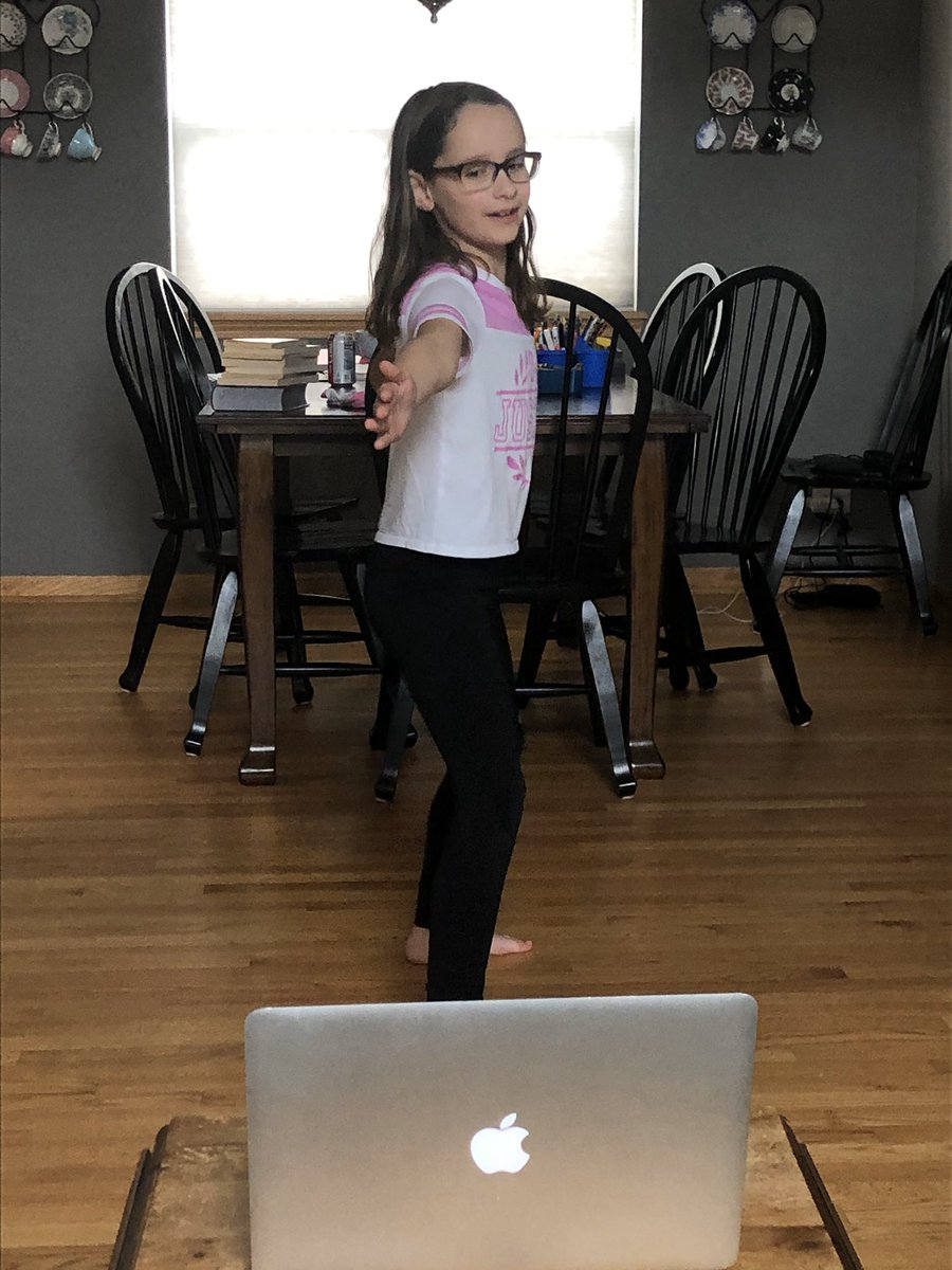 Feldman1Steve's tweet photo. Thanks @iskc for posting videos for my daughter to continue her practice. #iskc #hardatwork https://t.co/M7NqWFw246