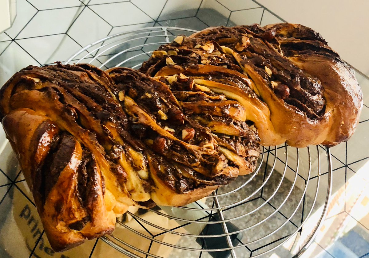 Its_Mary13's tweet image. Première babka ! Hate de la goûter demain matin !